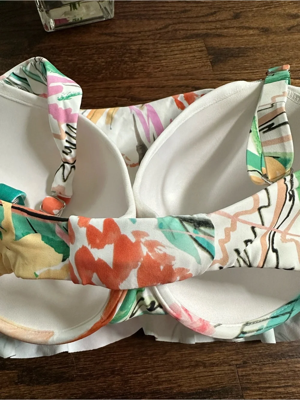 Birdsong floral swimsuit top, size 34I US - Picture 4 of 8